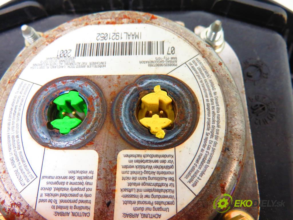 FIAT STILO (192_) HB 2001 76,00 1.6 16V 103 - 182 B6.000 1596,00 AirBag air BAG volantu 735317551