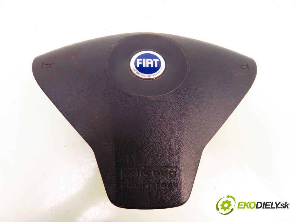 FIAT STILO (192_) HB 2001 76,00 1.6 16V 103 - 182 B6.000 1596,00 AirBag air BAG volantu 735317551