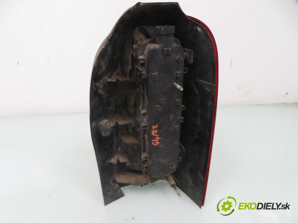 OPEL SINTRA MINIVAN 1998 104,00 2.2 i 16V - X 22 XE 2198,00 Svetlo ľavé zadné 10406613