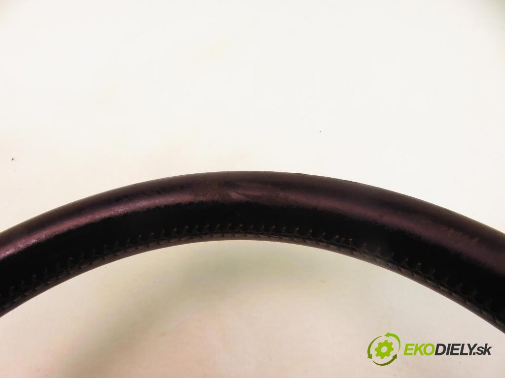 AUDI A6 Avant (4B5, C5) KOMBI 2002 132,00 2.5 TDI V6 180 quattro - AKE 2496,00 Volant  (Volanty)