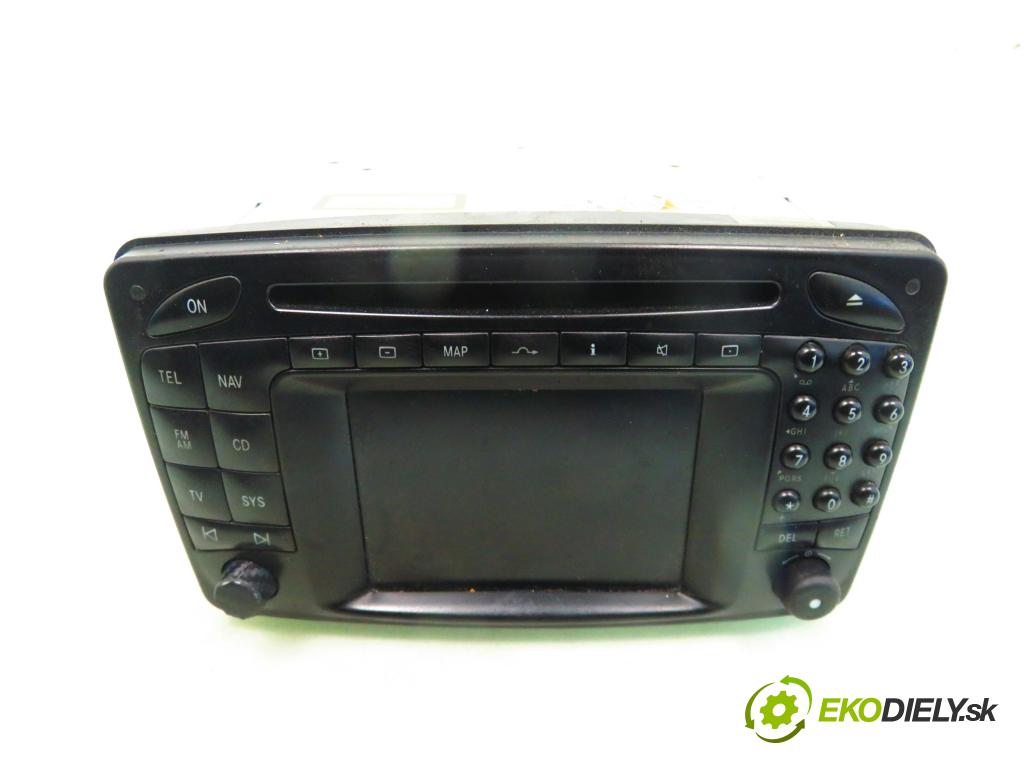 MERCEDES-BENZ KLASA C (W203) SEDAN 2000 95,00 C 180 (203.035) - M 111.951 1998,00 RADIO CD A2038209189; 7612001143