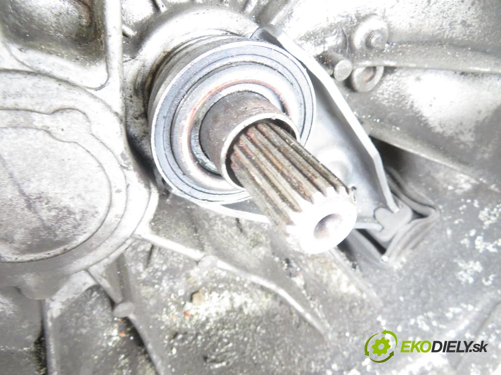 CHRYSLER PT CRUISER (PT_) MINIVAN 2000 104,00 2 - ECC 1996,00 Prevodovka MANUALNA 4668776AC
