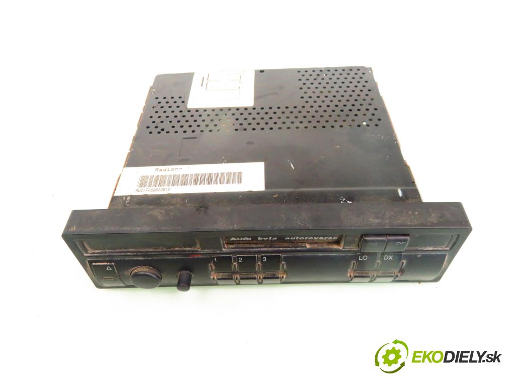 AUDI A4 (8D2, B5) SEDAN 1995 66,00 1.9 TDI - 1Z 1896,00 RADIO Modul 4D0035152