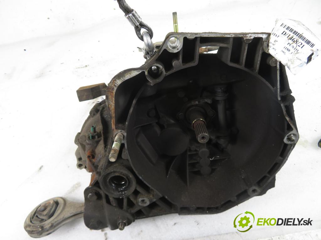 FIAT PUNTO (188_) HB 2002 44,00 1.9 DS 60 (188.031, .051, .231, .251) - 188 A3.000 1910,00 Prevodovka MANUALNA