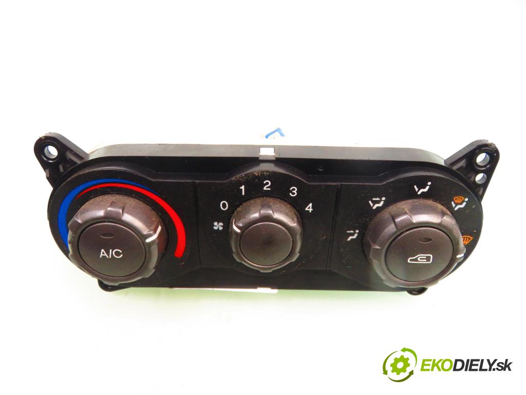 HYUNDAI MATRIX (FC) HB 2001 90,00 1.8 - G4GB-G 1795,00 Panel kúrenia KLIMATIZACE: 9725017XXX