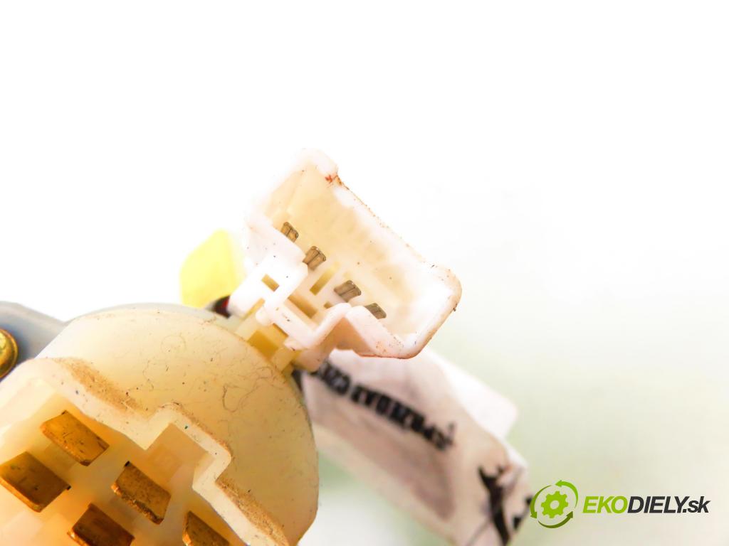 HYUNDAI MATRIX (FC) HB 2001 90,00 1.8 - G4GB-G 1795,00 spinačka  (Spínacia skrinka)