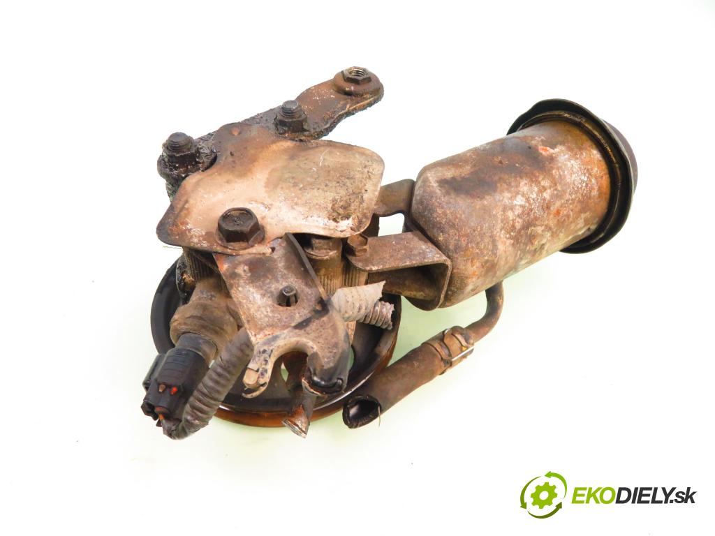 TOYOTA YARIS (_P1_) HB 2001 63,00 1.3 VVTi 86 - 2NZ-FE 1299,00 pumpa servočerpadlo  (Servočerpadlo)