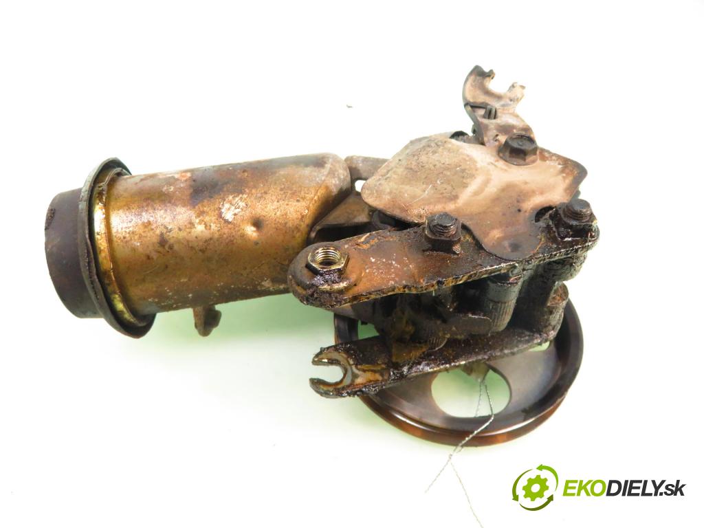 TOYOTA YARIS (_P1_) HB 2001 63,00 1.3 VVTi 86 - 2NZ-FE 1299,00 pumpa servočerpadlo  (Servočerpadlo)