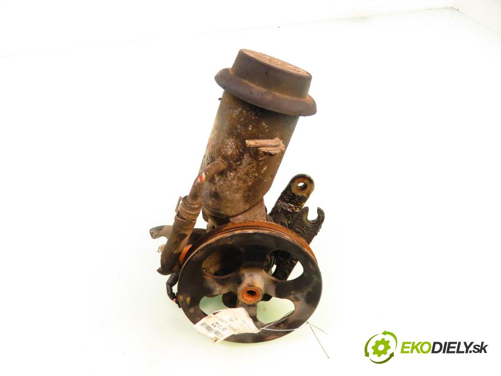 TOYOTA YARIS (_P1_) HB 2001 63,00 1.3 VVTi 86 - 2NZ-FE 1299,00 pumpa servočerpadlo  (Servočerpadlo)