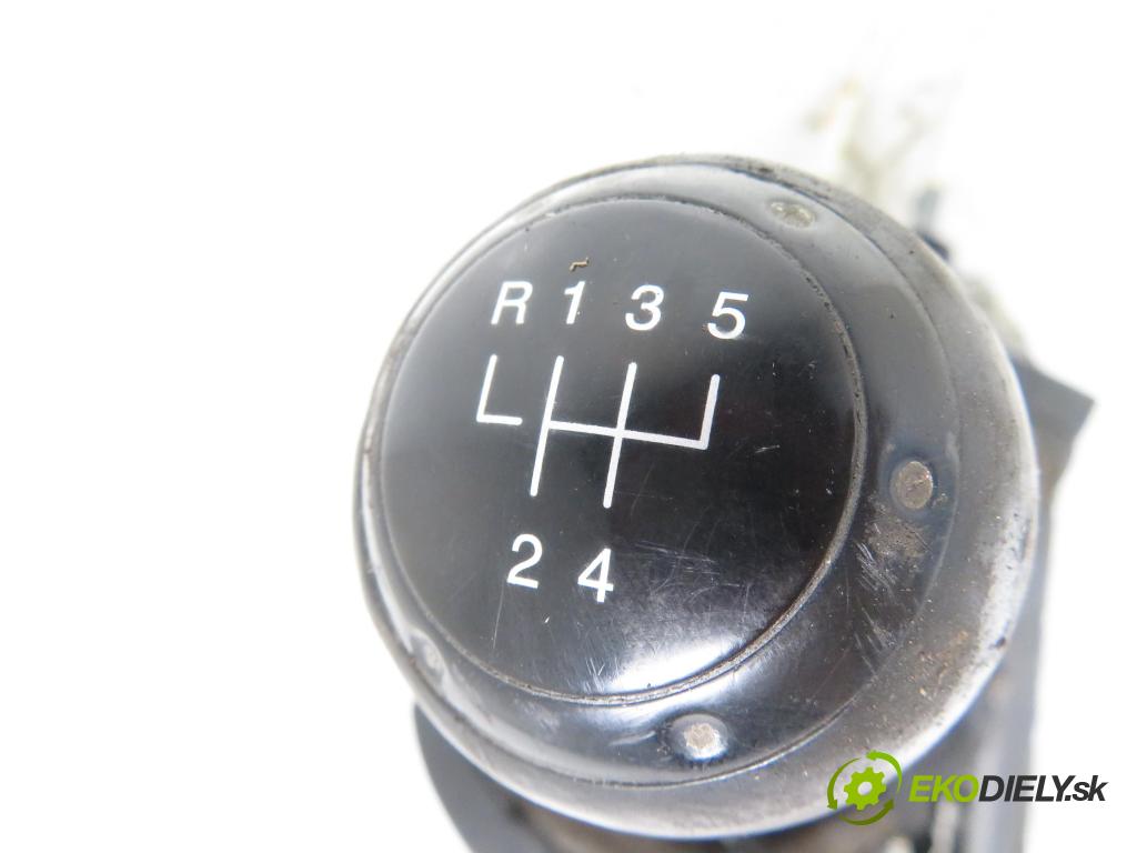 SEAT IBIZA III (6L1) HB 2004 55,00 1.4 16V - BBY 1390,00 ZVEDÁK: 6Q0711049AL