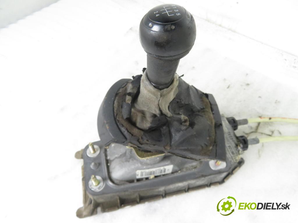 SEAT IBIZA III (6L1) HB 2004 55,00 1.4 16V - BBY 1390,00 ZVEDÁK: 6Q0711049AL