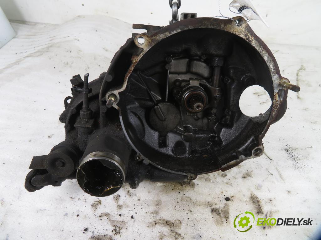 SKODA FELICIA II (6U1) HB 1998 55,00 1.6 MPI 75 - AEE 1598,00 Prevodovka MANUALNA 002301107K