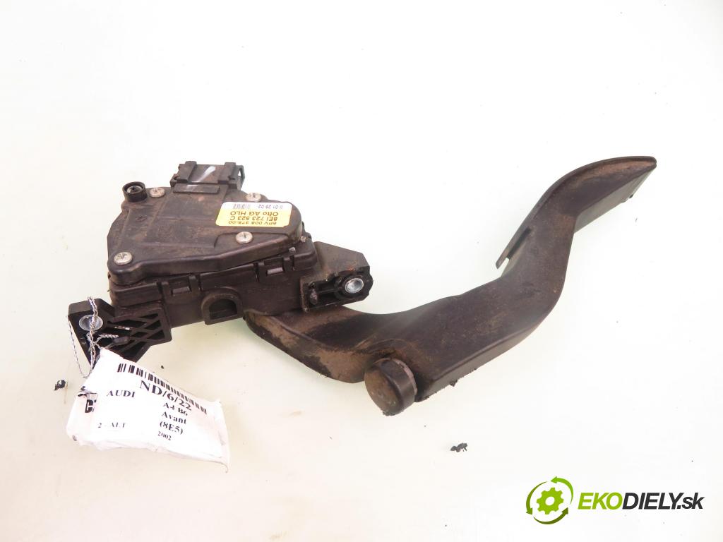 AUDI A4 Avant (8E5, B6) KOMBI 2002 96,00 2 - ALT 1984,00 Potenciometer plynu 8E1723523C ; 6PV00837500 (Potenciometer plynového pedálu)