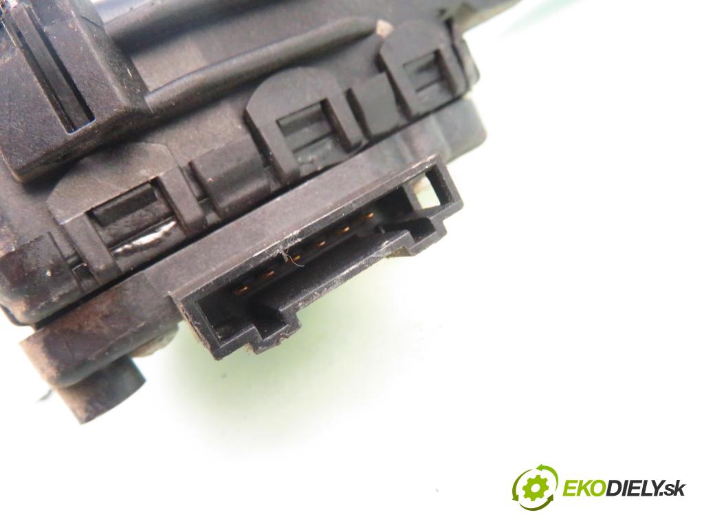 AUDI A4 Avant (8E5, B6) KOMBI 2002 96,00 2 - ALT 1984,00 Potenciometer plynu 8E1723523C ; 6PV00837500 (Potenciometer plynového pedálu)