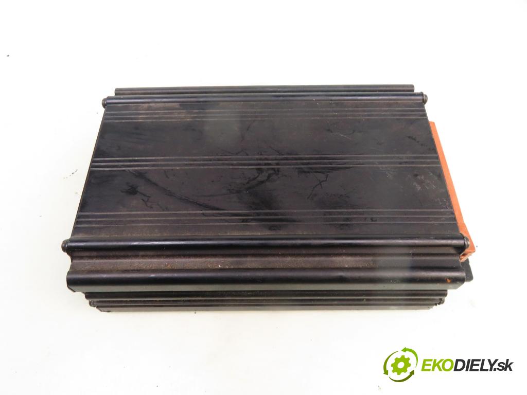 LANCIA LYBRA SW (839_) KOMBI 2001 81,00 1.9 JTD (839BXI1A) - AR 37101 1910,00 Zosilňovač 467406860 (Zosilňovače)