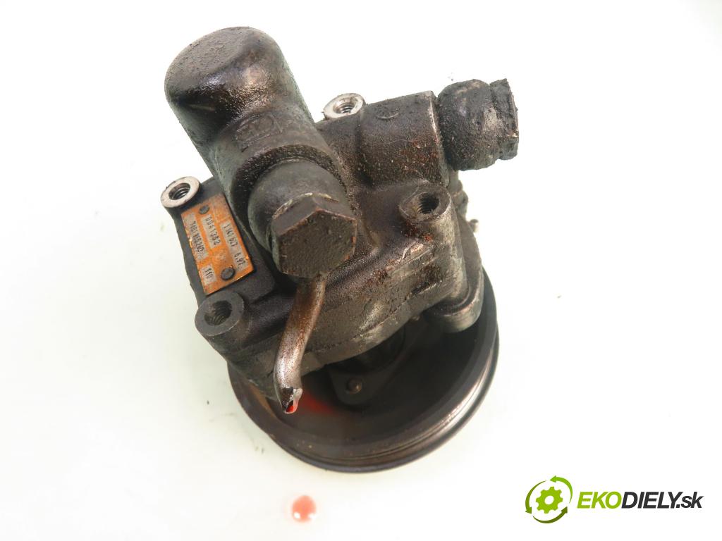 BMW 3 (E36) SEDAN 1997 66,00 318 tds - M41 D17 (174T1) 1665,00 pumpa servočerpadlo 1141627 ; 7681955260 (Servočerpadlo)