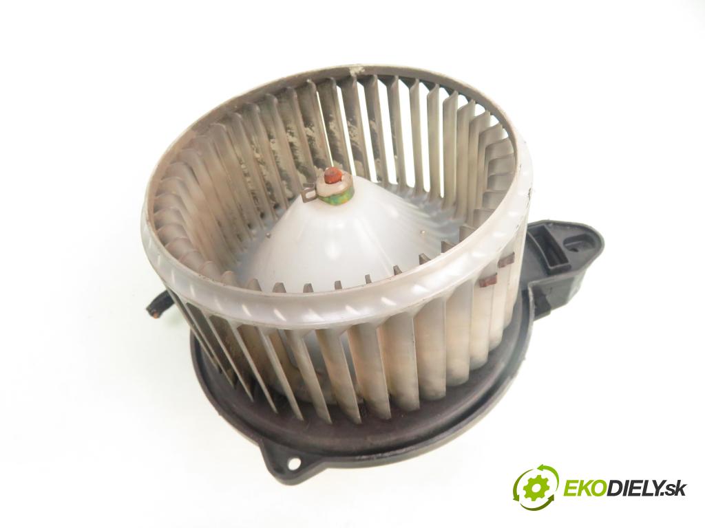 AUDI A6 (4B2, C5) SEDAN 2003 125,00 2.4 - BDV 2393,00 Ventilátor vetráku 4B1820021B ; 0130111202