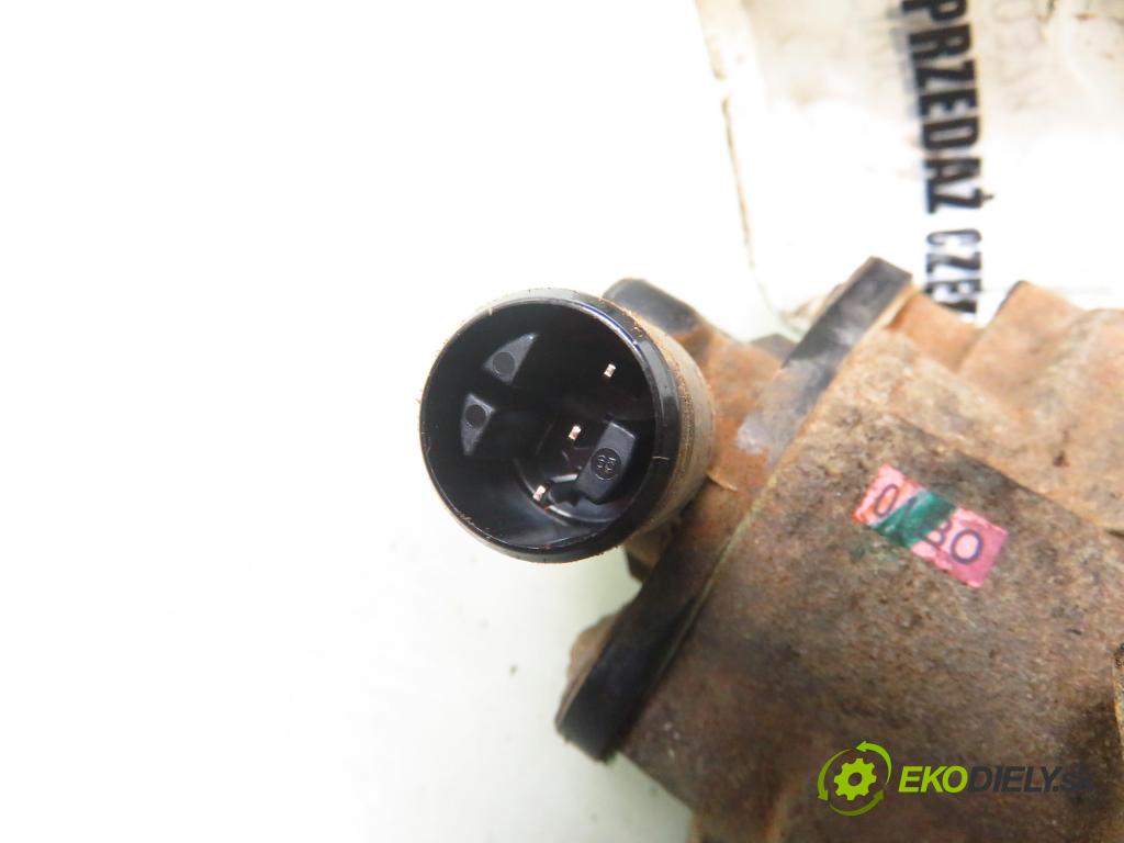 HONDA CIVIC VI Hatchback (EJ, EK) HB 1996 55,00 1.4 i (EJ9) - D14A3 1396,00 Škrtiaca klapka  (Škrtiaca klapka)