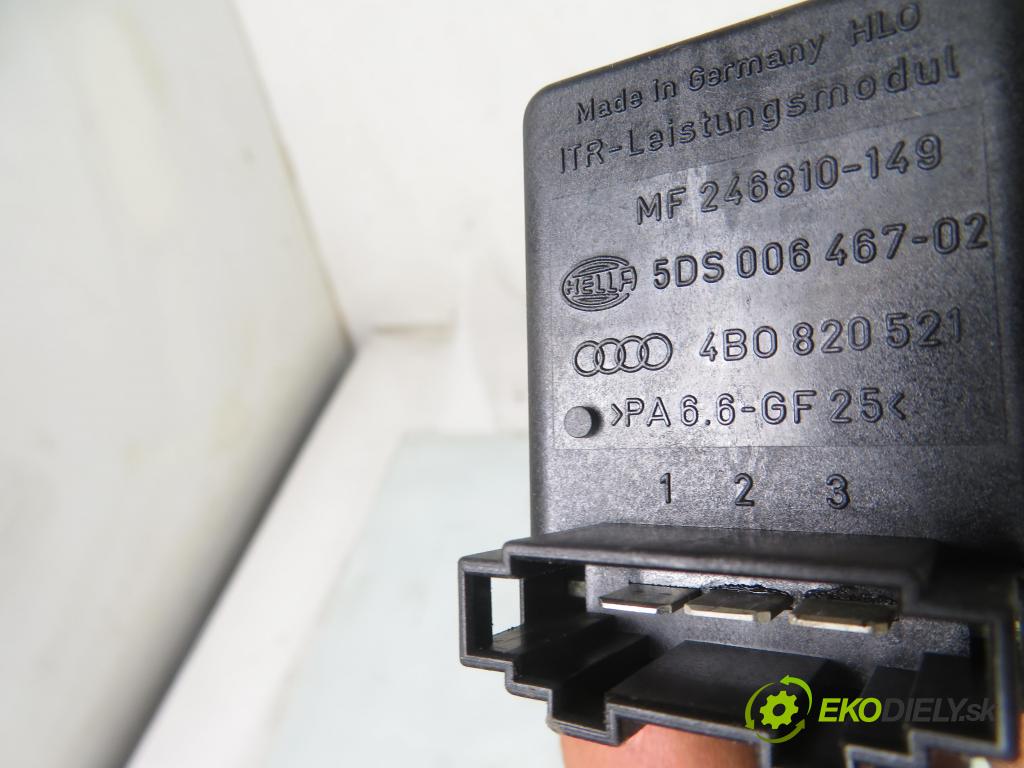 AUDI A6 Avant (4B5, C5) KOMBI 2000 121,00 2.4 - AML 2393,00 rezistor / reostat kúrenia 4B0820521