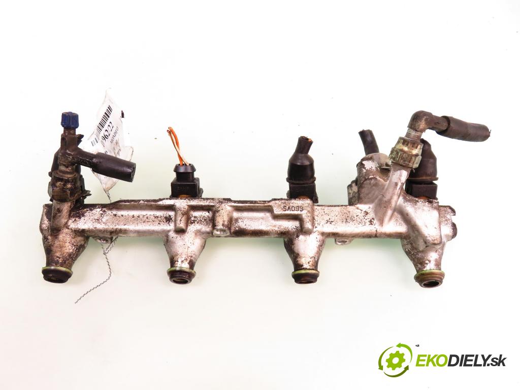 FORD MONDEO I (GBP) HB 1995 85,00 1.8 i 16V - RKA 1796,00 lišta vstřikovací 938F9D280CA (Vstřikovací lišta)