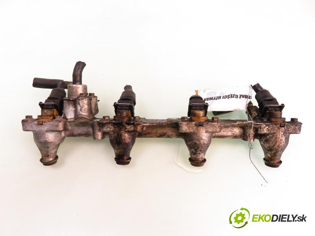 FORD MONDEO I (GBP) HB 1995 85,00 1.8 i 16V - RKA 1796,00 lišta vstřikovací 938F9D280CA (Vstřikovací lišta)