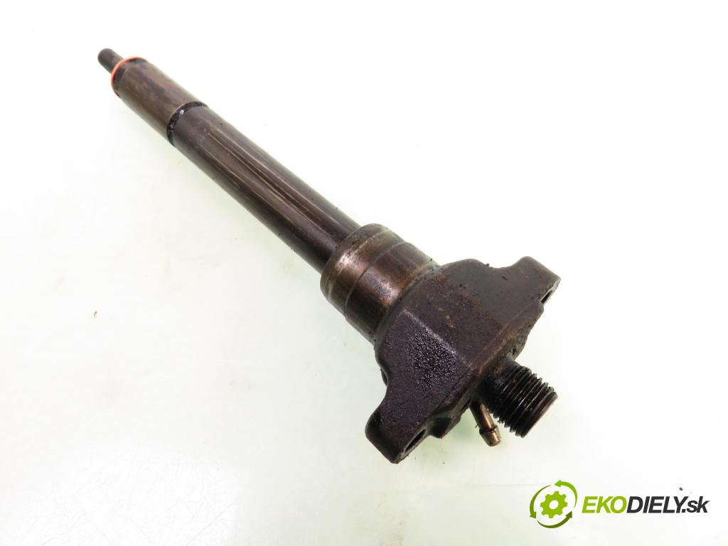 BMW 3 (E46) SEDAN 2001 100,00 320 d 136 - M47 D20 (204D1) 1951,00 vstrekovač 0432191528 (Vstrekovač paliva)