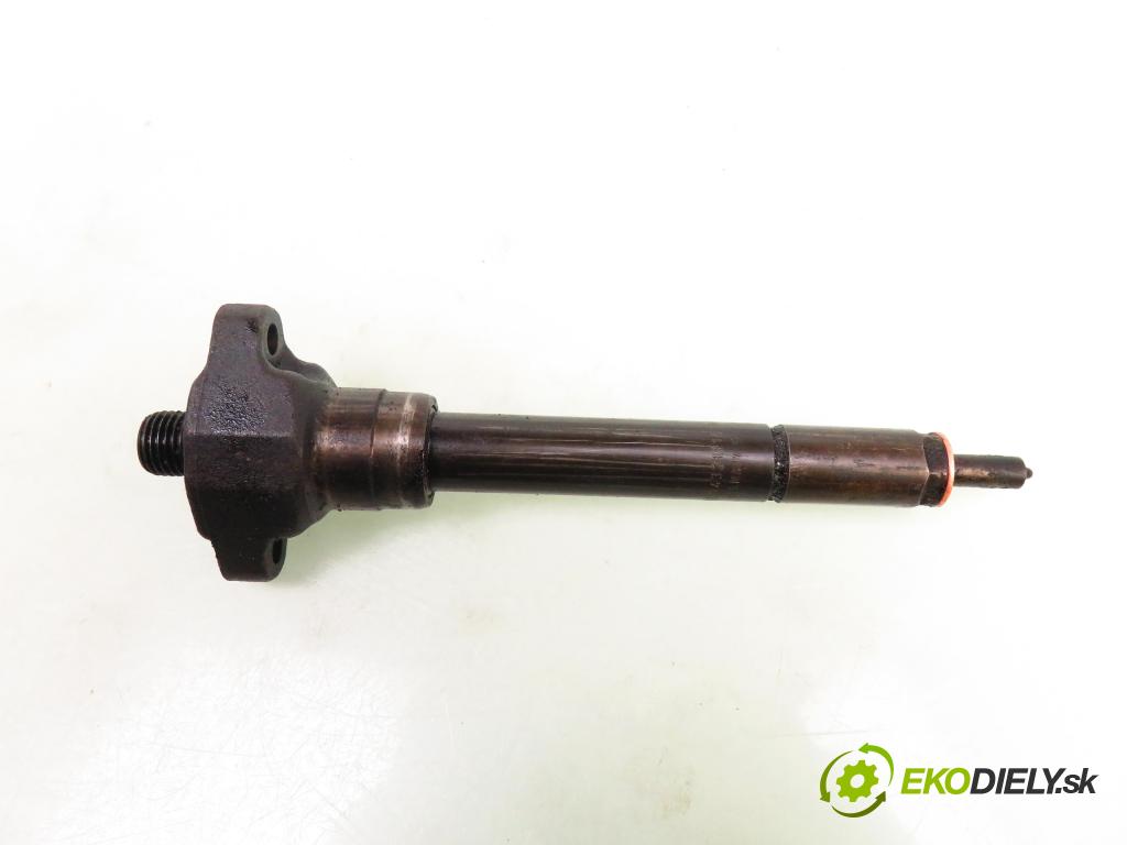 BMW 3 (E46) SEDAN 2001 100,00 320 d 136 - M47 D20 (204D1) 1951,00 vstrekovač 0432191528 (Vstrekovač paliva)