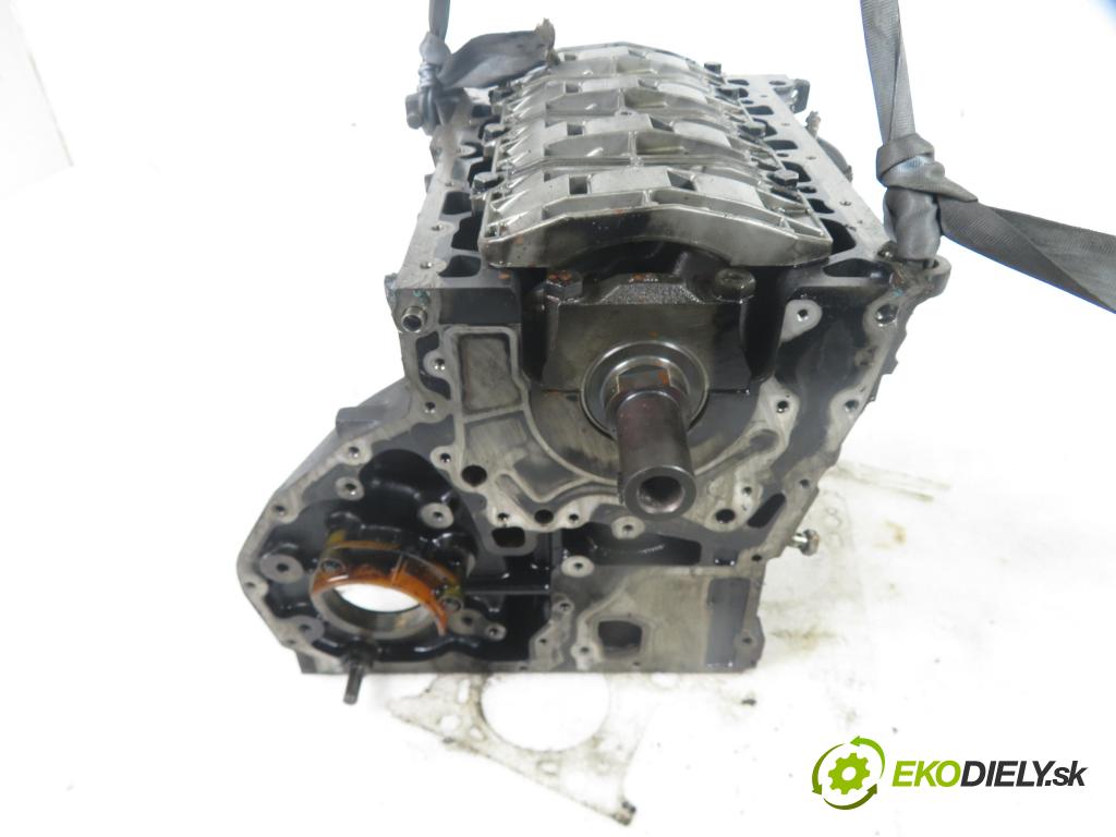 BMW 3 (E46) SEDAN 2000 100,00 320 d 136 - M47 D20 (204D1) 1951,00 blok Motor 2246595 (Blok motora)