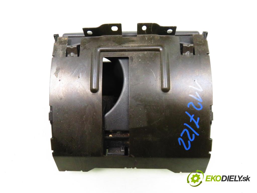 HONDA LEGEND III (KA) SEDAN 2000 153,00 3.5 i 24V (KA9) - C35A2 3474,00 Držiak na nápoje  (Úchyty, držiaky na nápoje)