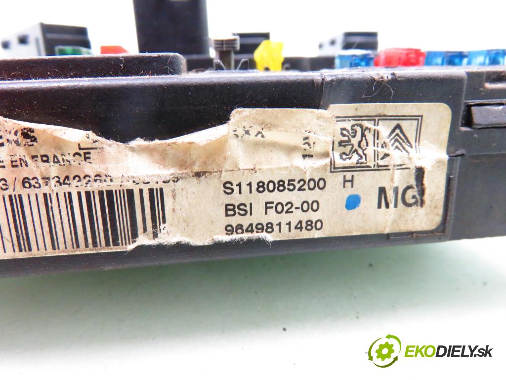 CITROEN C3 I (FC_) HB 2003 66,00 1.4 16V HDi - 8HY (DV4TED4) 1398,00 MODUL BSI S118085200H