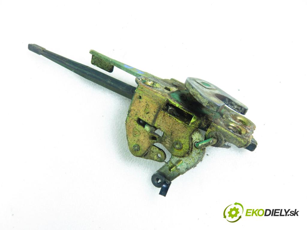 FSC STAR 742 4X2 KABINA/PLATFORMA 1997 80,00 4CT107 4360,00 zámok