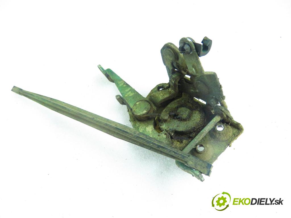 FSC STAR 742 4X2 KABINA/PLATFORMA 1997 80,00 4CT107 4360,00 zámok