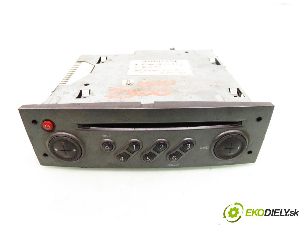 RENAULT MEGANE II (BM0/1_, CM0/1_) HB 2004 60,00 1.5 dCi 82 - K9K 722 1461,00 RADIO CD 8200633636; 8200633636T