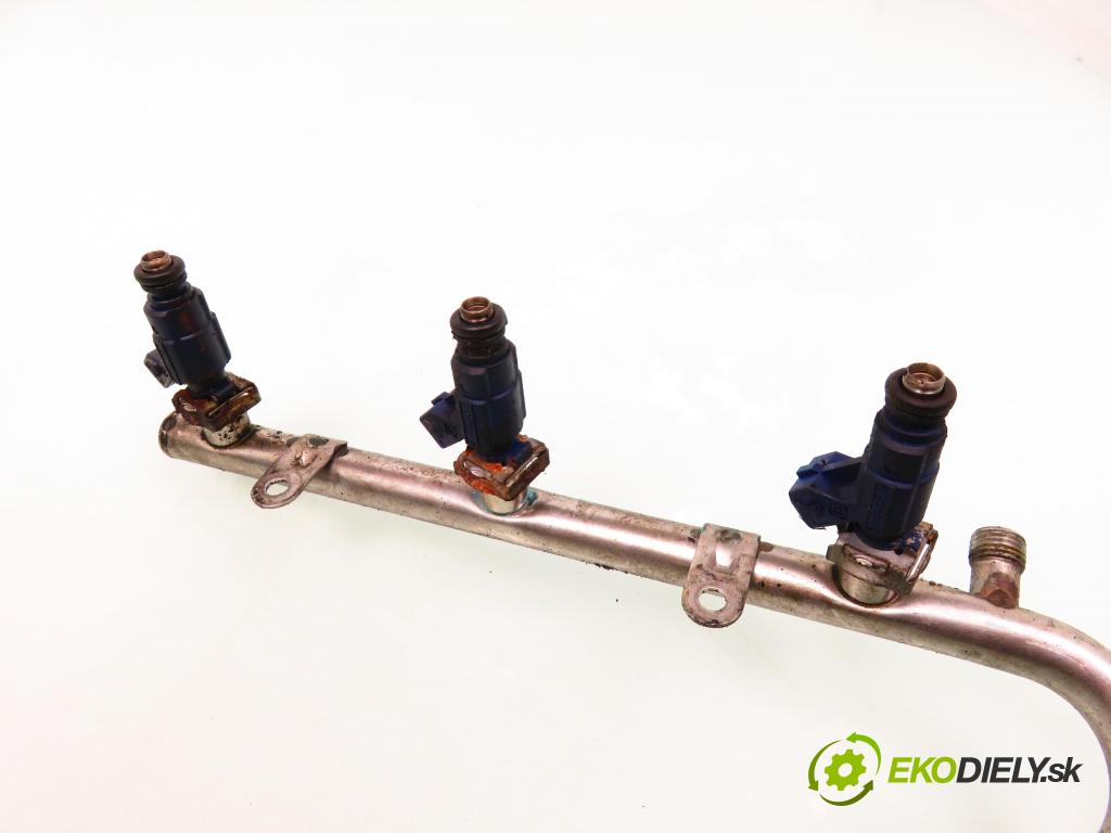 MERCEDES-BENZ KLASA E (W210) KOMBI 2000 162,00 E 320 (210.055) - M 104.995 3199,00 Lišta vstrekovacia 0280151080; A1120700595; A1120780149 (Vstrekovacie lišty)