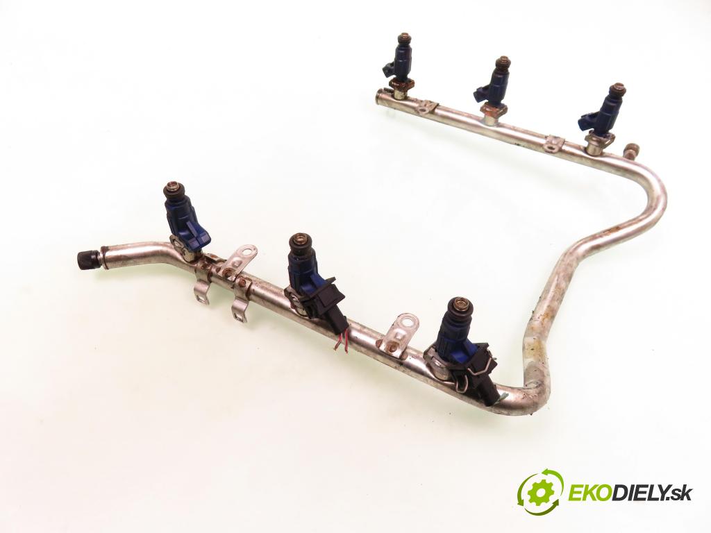 MERCEDES-BENZ KLASA E (W210) KOMBI 2000 162,00 E 320 (210.055) - M 104.995 3199,00 Lišta vstrekovacia 0280151080; A1120700595; A1120780149 (Vstrekovacie lišty)