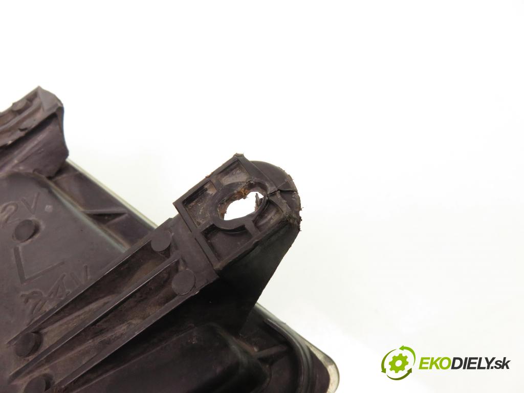 HYUNDAI SANTAMO MINIVAN 1999 77,00 2 - G4CP 1997,00 světlo LP