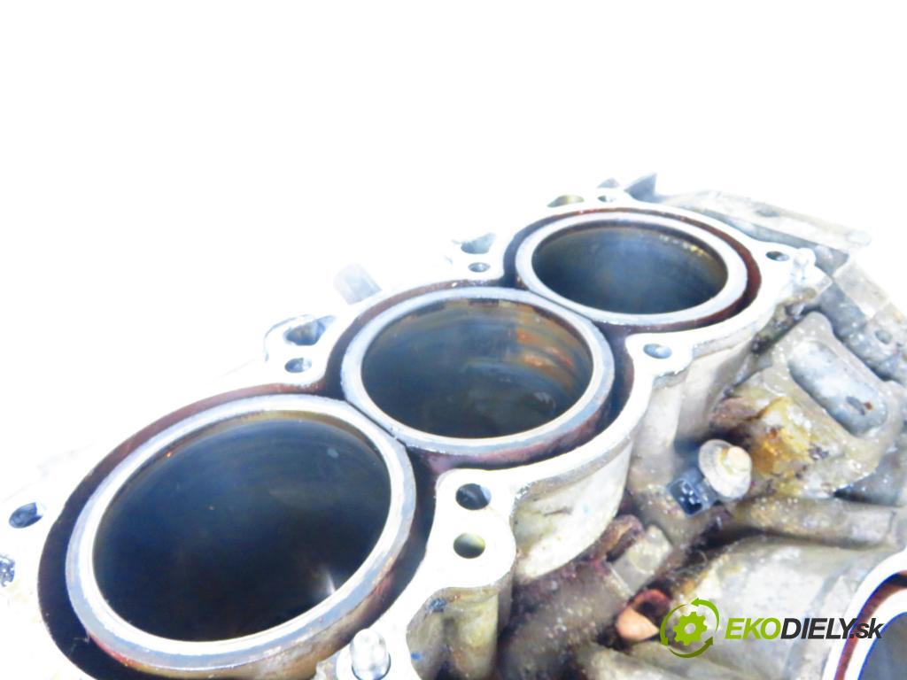 NISSAN MAXIMA VI (A34) SEDAN 2004 195,00 3.5 - VQ35DE 3498,00 blok Motor VQ35DE (Blok motora)