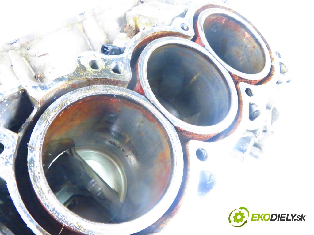 NISSAN MAXIMA VI (A34) SEDAN 2004 195,00 3.5 - VQ35DE 3498,00 blok Motor VQ35DE (Blok motora)