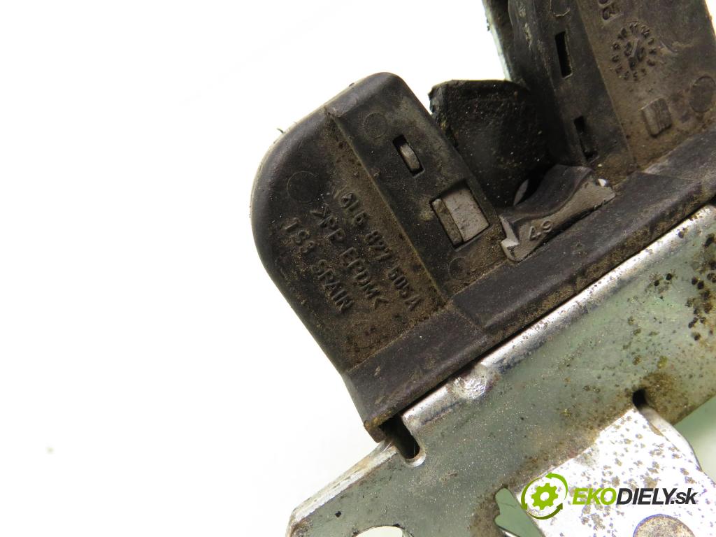 SEAT LEON (1M1) HB 2003 110,00 1.9 TDI Syncro - ARL 1896,00 zámok dveří kufr EL. 6L6827505A