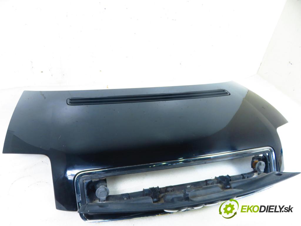 AUDI A2 (8Z0) HB 2003 81,00 1.6 FSI - BAD 1598,00 kapota LY9B