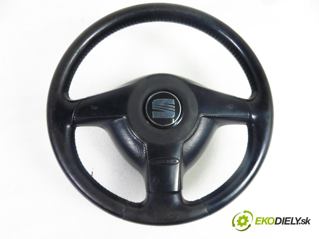 SEAT LEON (1M1) HB 2003 110,00 1.9 TDI Syncro - ARL 1896,00 Volant  (Volanty)