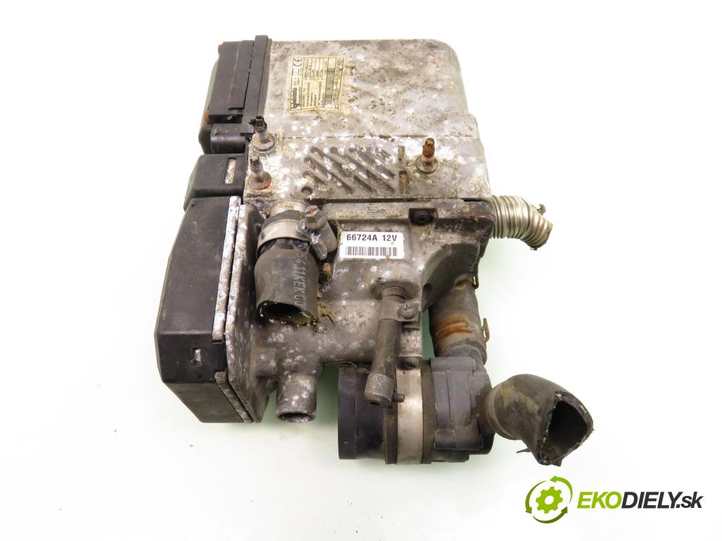 LAND ROVER FREELANDER (L314) SUV 2000 72,00 2.0 DI 4x4 - 20 T2N 1994,00 Webasto 021232; 89073E; 426643 (Webasto ohřívače)