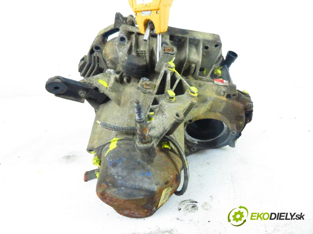 RENAULT MEGANE I (BA0/1_) HB 1996 55,00 1.6 i 8V (BA0L) 75- K7M 720 1598,00 Prevodovka MANUALNA JB1120; S012906