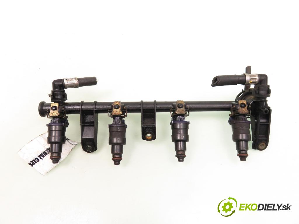 RENAULT MEGANE I (BA0/1_) HB 1996 55,00 1.6 i 8V (BA0L) 75- K7M 720 1598,00 Lišta vstrekovacia 7700864726 ; 0280160515 (Vstrekovacie lišty)