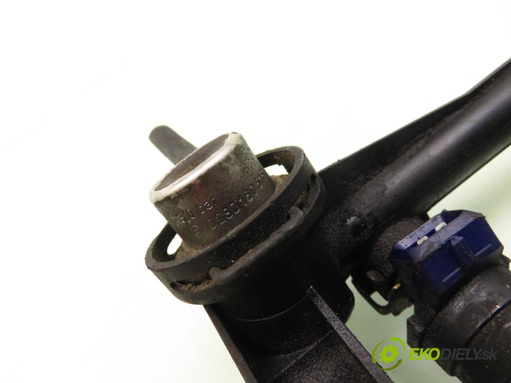 RENAULT MEGANE I (BA0/1_) HB 1996 55,00 1.6 i 8V (BA0L) 75- K7M 720 1598,00 Lišta vstrekovacia 7700864726 ; 0280160515 (Vstrekovacie lišty)