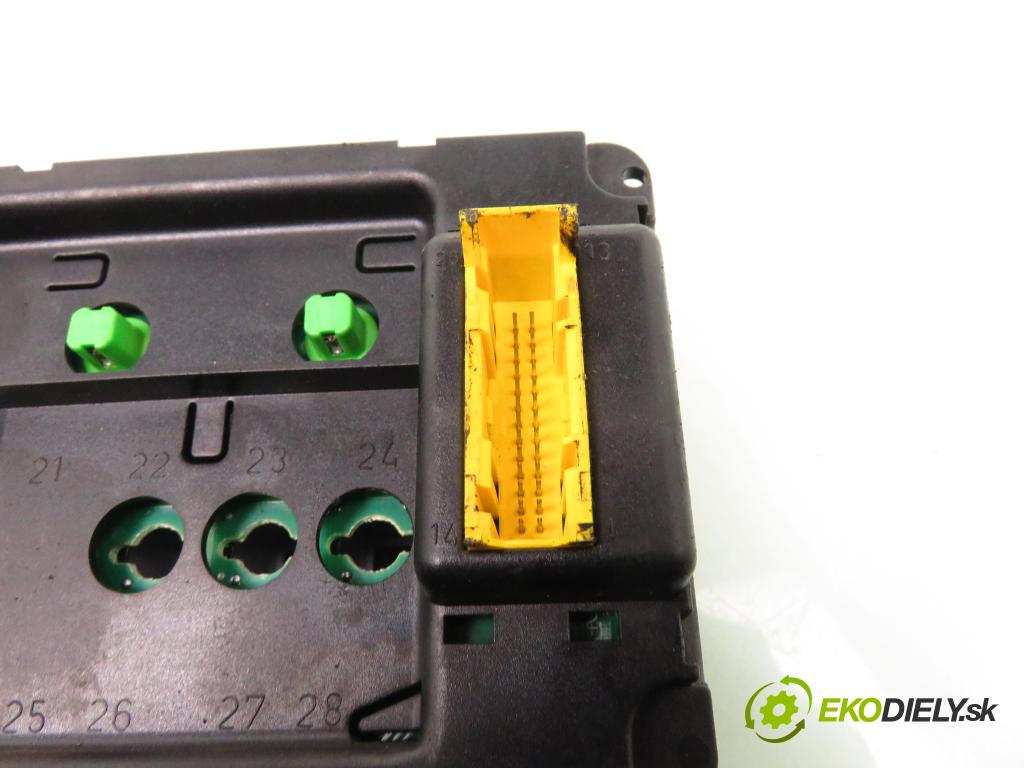 OPEL VECTRA B (J96) SEDAN 1997 85,00 1.8 i 16V ECOTEC  X 18 XE 1799,00 ZOBRAZIT: 90379233 ; 220410701