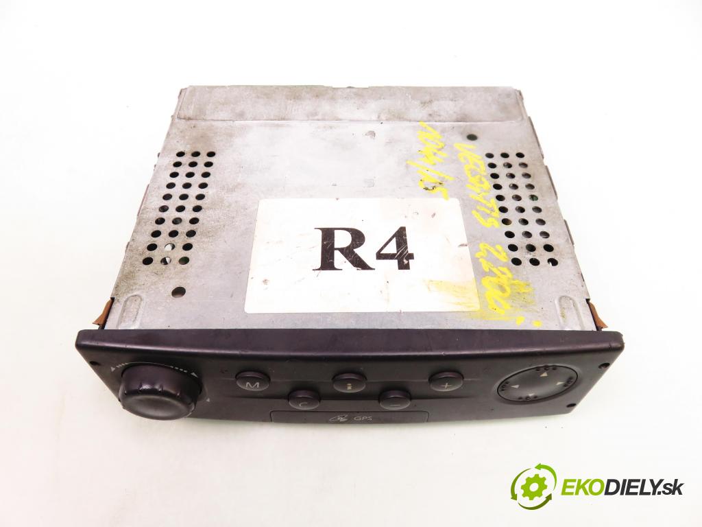 RENAULT LAGUNA II (BG0/1_) HB 2004 74,00 1.9 dCi 101 - F9Q 754 1870,00 čítač navigácie 8200163078A (Elektrosúčasti ostatné)