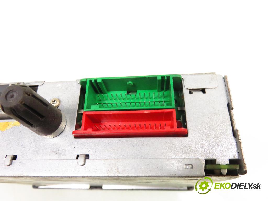 RENAULT LAGUNA II (BG0/1_) HB 2004 74,00 1.9 dCi 101 - F9Q 754 1870,00 čítač navigácie 8200163078A (Elektrosúčasti ostatné)