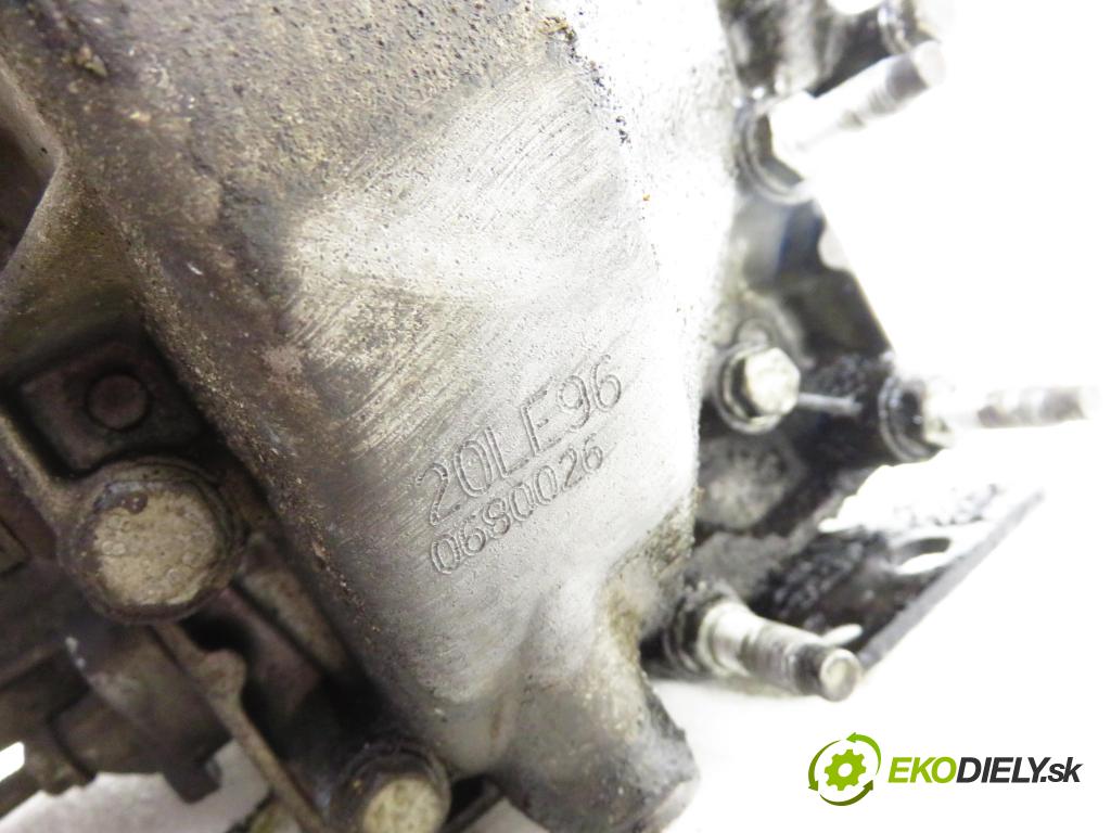 CITROEN C5 I Break (DE_) KOMBI 2001 98,00 2.2 HDi (DE4HXB, DE4HXE) - 4HX (DW12TED4/FAP) 2179,00 Prevodovka MANUALNA 20LE96
