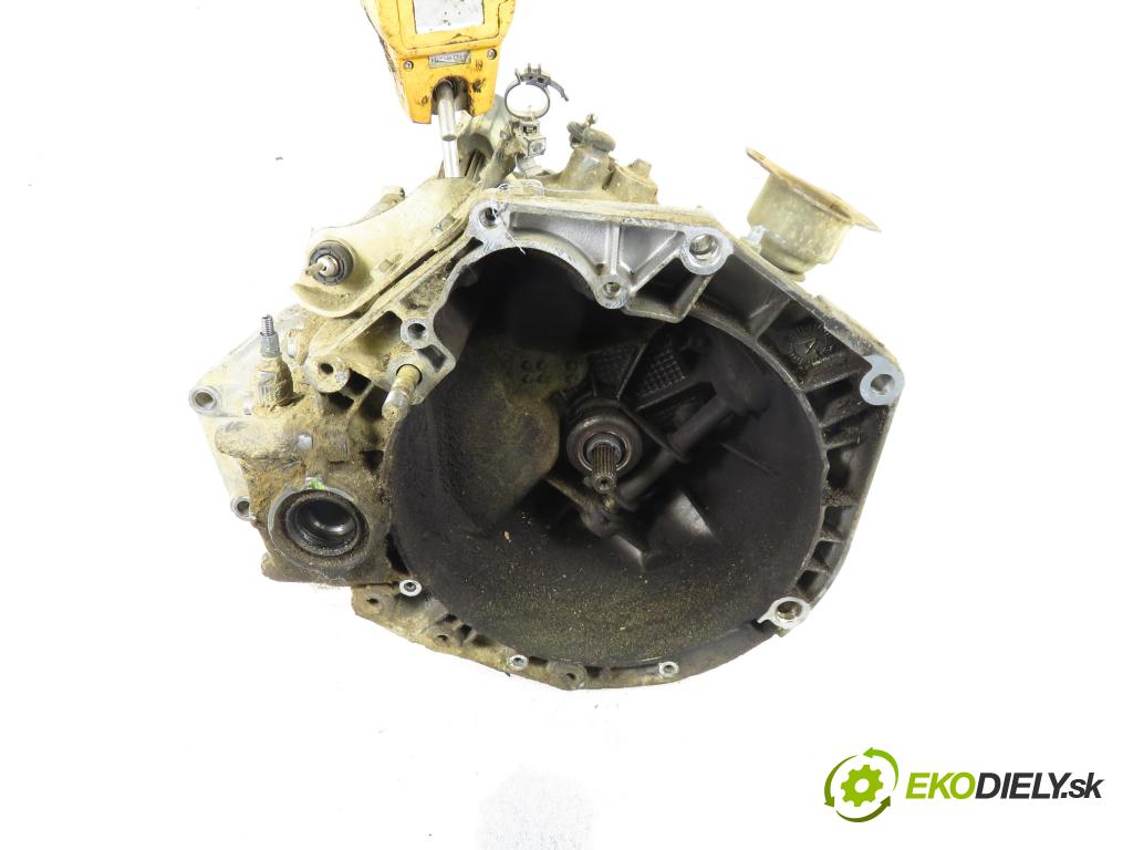 FIAT PUNTO (176_) HB 1998 40,00 55 1.1 - 176 A6.000 1108,00 Prevodovka MANUALNA 7696687